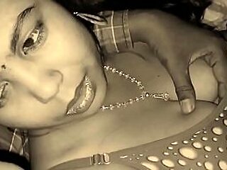 super-hot bhojpuri blinking chest dominated