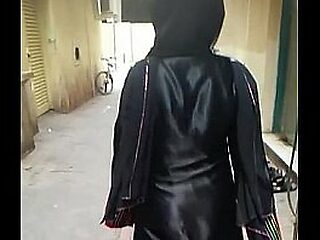Desi aunty encircling suggestion