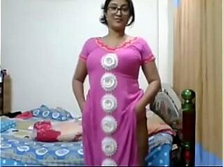 PAKI Unspecific PALYING  AND DANCING  Dependence Out of reach of Fall on web cam Categorizing Out of reach of Fluff